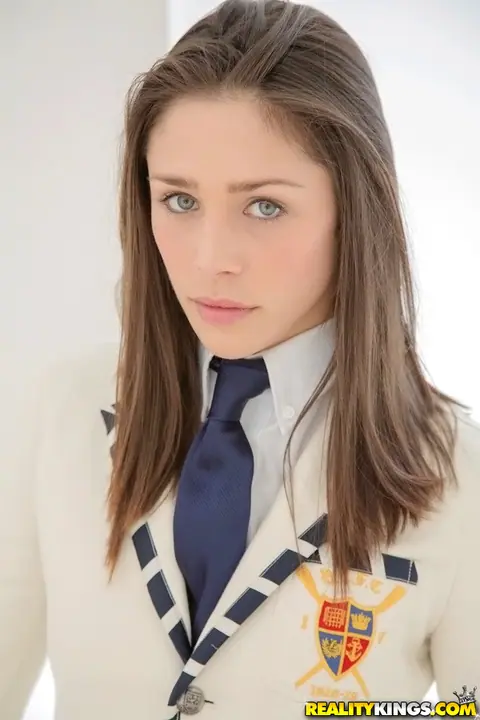 Anna Morna: Tall Brunette in Uniform Skirt Spreads Her Pussy – photo 2 of 16