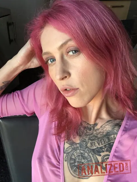 Eva Stone: Busty Blonde with Tattoos Strips and Spreads in Selfies – photo 9 of 20