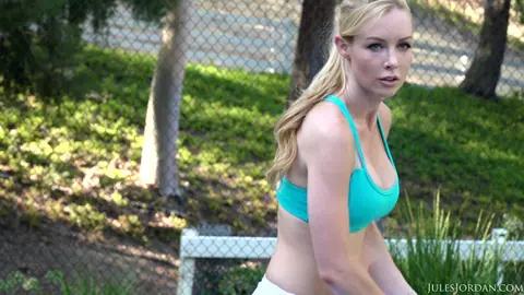 Kayden Kross: Thick Blonde MILF in Panties Gets Fucked by Her Partner – photo 3 of 20