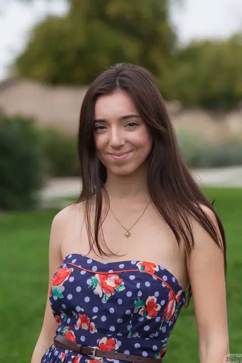 Olive Southard: Petite Brunette Flashes Her Tits and Pussy Outdoors – photo 6 of 11