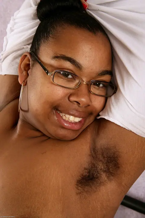 Monica Jimenez: Ebony BBW in Glasses Shows Her Hairy Pussy – photo 7 of 20