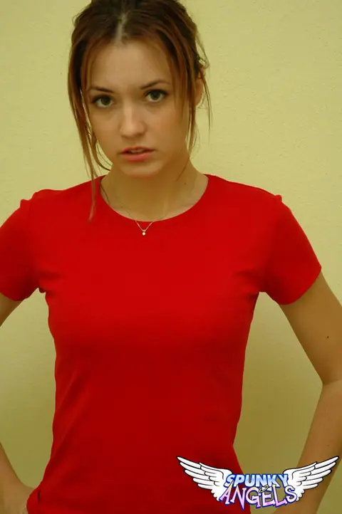 Woman Strips Out of Her Top and Panties and Spreads – photo 12 of 12