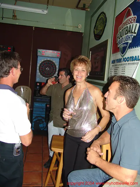 Double Dee: Tall Mature Blonde Fucks and Kisses at a Public Swingers Party – photo 1 of 20