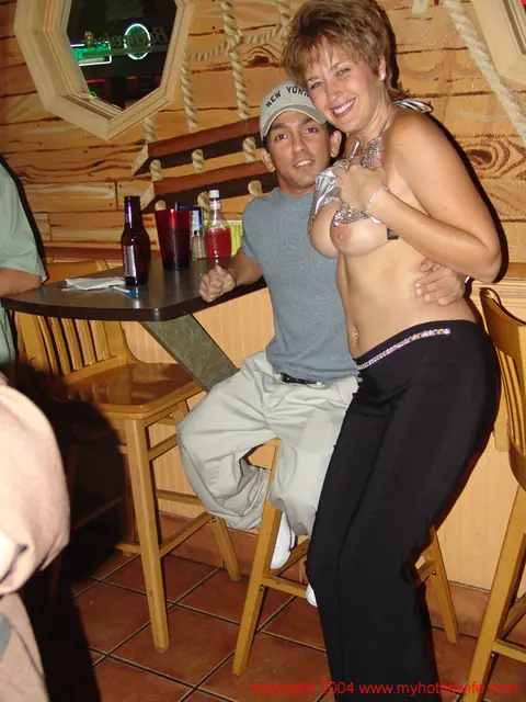 Double Dee: Tall Mature Blonde Fucks and Kisses at a Public Swingers Party – photo 7 of 20