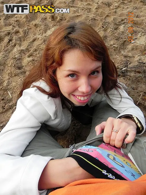 Redhead Pees in a Beach Car Park Then Fucks Outdoors – photo 14 of 16