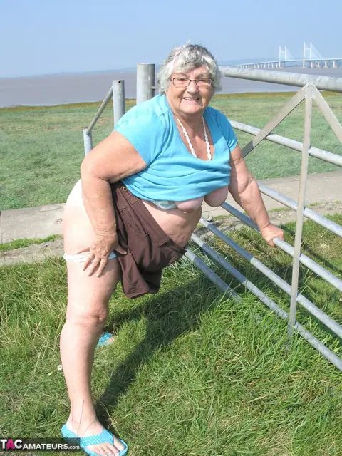 BBW Blonde Poses Nude on a Bike Path – photo 11 of 20