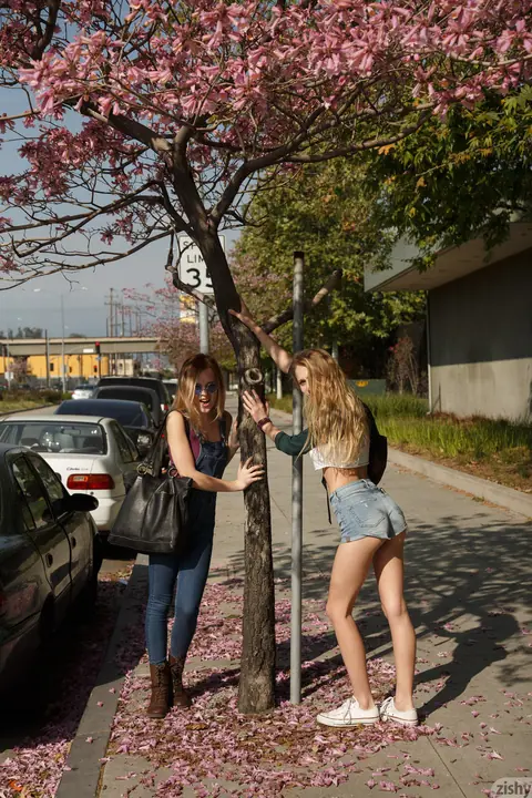 Riley Anne: Blonde in Glasses and Boots Flashes in Public – photo 4 of 11