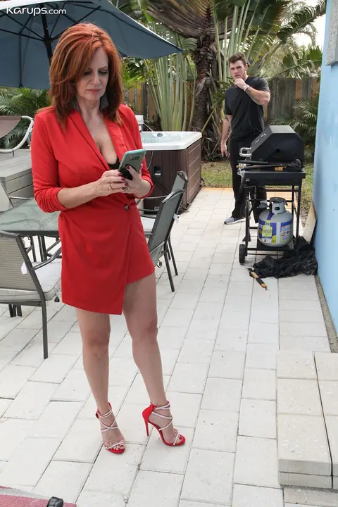 Andi James: Busty Redhead MILF Fucks a Stud Outdoors in Heels – photo 2 of 18