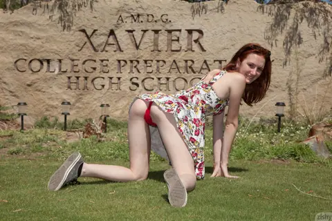 Dee Dee Lynn: Slim Pale Redhead Flashes Her Big Tits in Red Panties Outdoors – photo 4 of 11