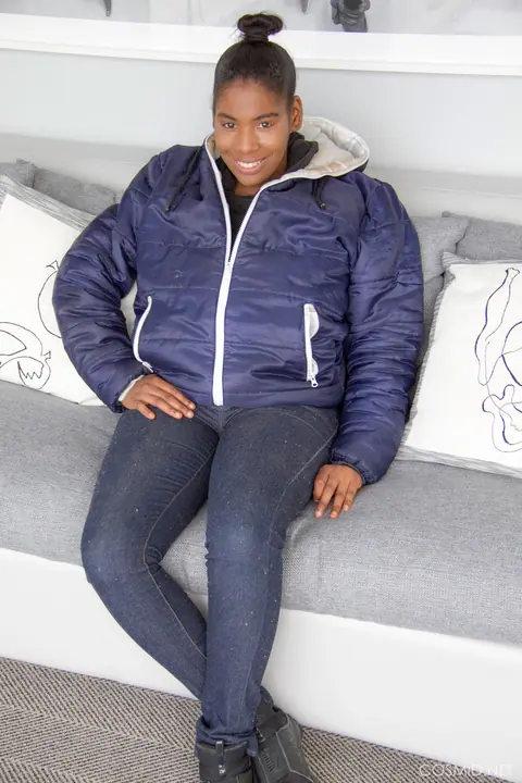 Ebony BBW Shows Off Her Massive Tits in Jeans – photo 1 of 16