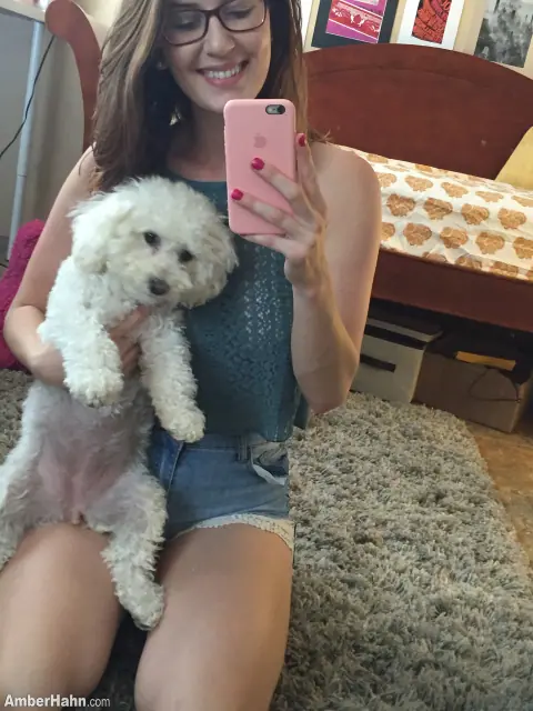 Amber Hahn: Thick Brunette in Glasses Flashes Her Big Tits and Spreads in Selfies – photo 1 of 15