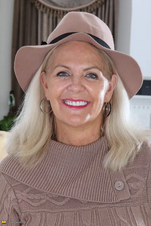 Judy Belkins: Blonde Mature Woman Peels Off Her Pantyhose and Skirt – photo 1 of 16
