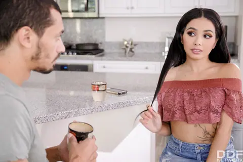 Aaliyah Hadid: Thick Ebony Brunette Takes Interracial Anal and a Cumshot – photo 6 of 20