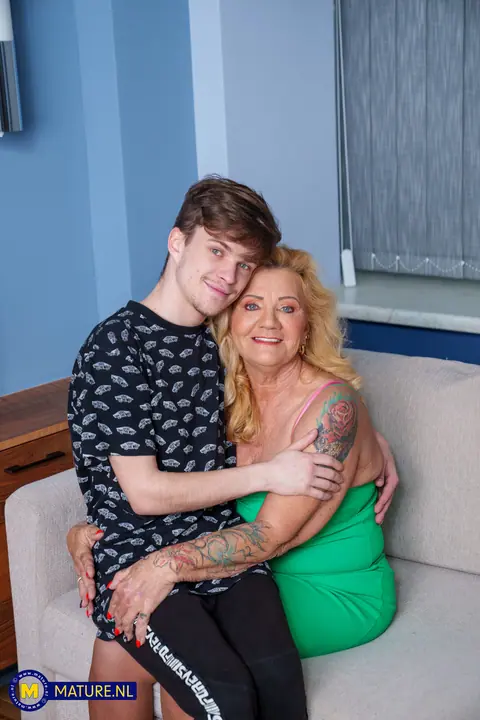 Mature Blonde MILF with Big Tits Strokes and Fucks a Skinny Guy – photo 3 of 20