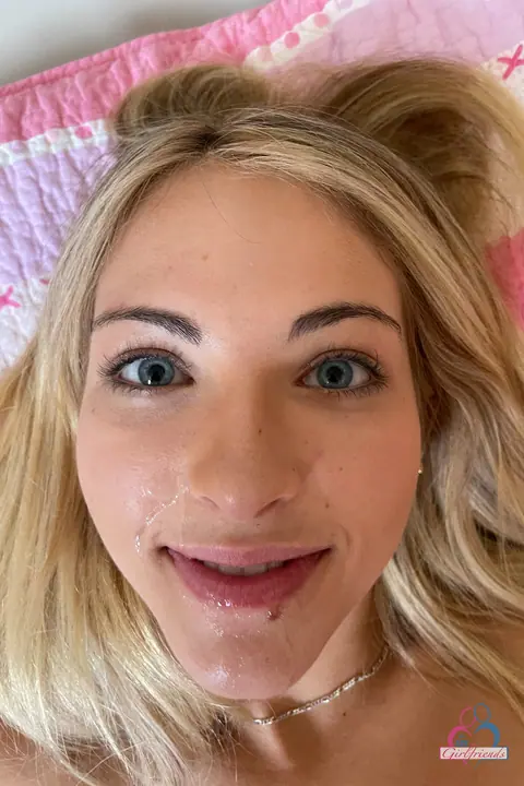 Emma Bugg: Petite Blonde Amateur Takes a Facial After Sex – photo 20 of 20