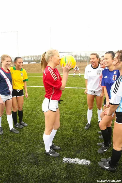Cayla Lyons: Blonde and Brunette Czech Women Have Lesbian Sex on the Soccer Pitch – photo 13 of 20
