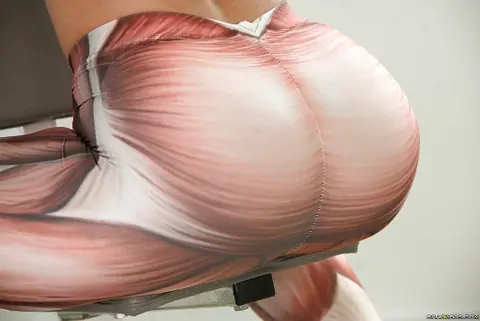 Kendra Lust: Thick Brunette MILF Pulls Yoga Pants Aside to Spread – photo 10 of 16