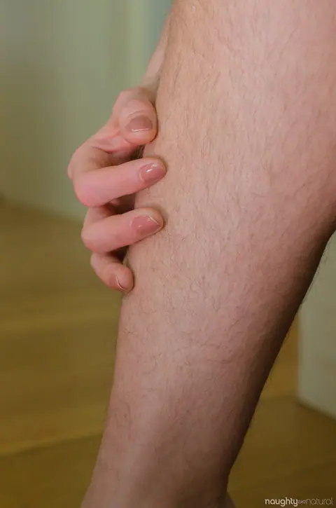 Katie Zucchini: Brunette Housewife Spreads Her Hairy Bush Up Close – photo 16 of 20