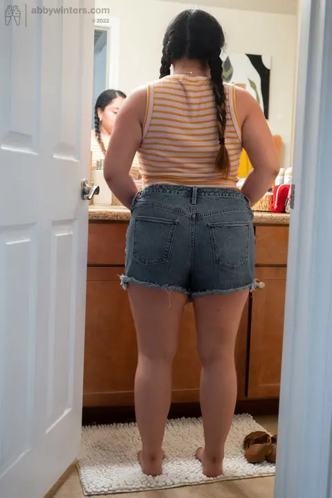 Australian BBW Undresses to Reveal Her Hairy Pussy – photo 10 of 20