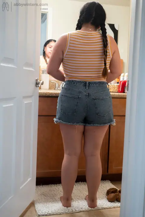 Australian BBW Undresses to Reveal Her Hairy Pussy – photo 11 of 20