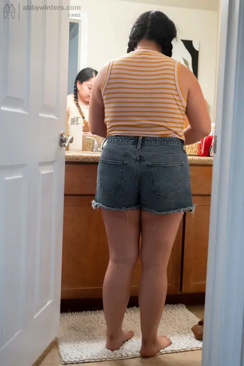Australian BBW Undresses to Reveal Her Hairy Pussy – photo 12 of 20