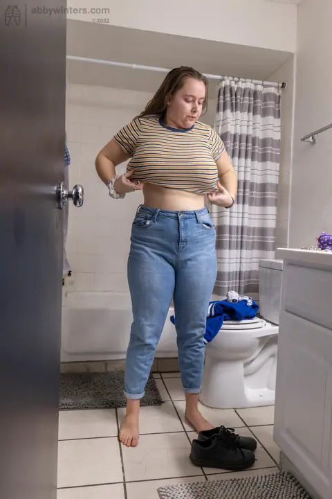 Brunette PAWG Poses in Panties and Jeans – photo 10 of 20