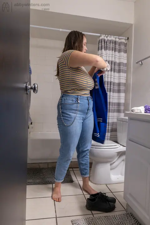 Brunette PAWG Poses in Panties and Jeans – photo 15 of 20