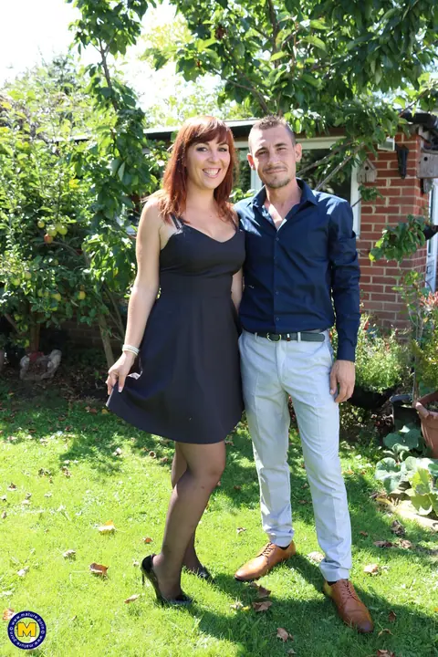 Angelique Luka: Mature British Redhead Sucks Cock and Gets Fucked Doggy Outdoors – photo 2 of 20