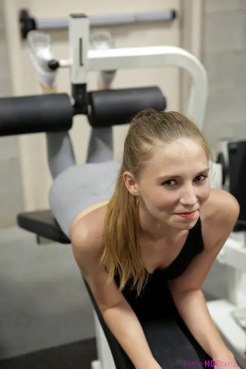 Ava Parker: Skinny Redhead Sucks Cock and Gets Fucked in the Gym – photo 5 of 16
