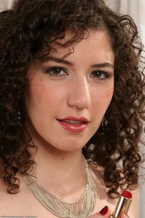 Sativa Verte: Curly Brunette Strips and Shows Her Hairy Bush – photo 1 of 21