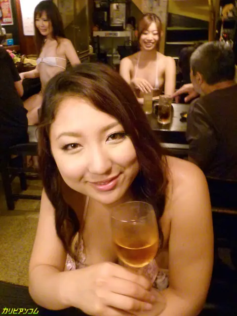 Yuri Honma: Busty Asian Women Kiss and Lick in the Bathroom – photo 4 of 20