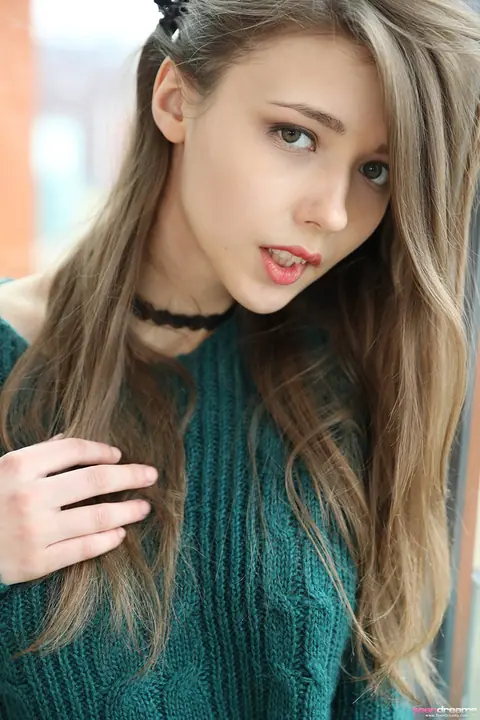 Mila Azul: Slim Brunette Frees Her Big Natural Tits and Spreads – photo 2 of 18