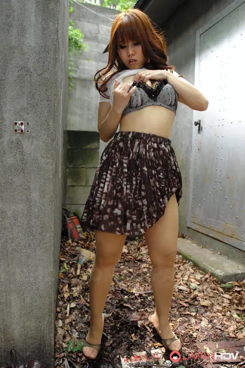Eri Makino: Asian MILF in Pantyhose Takes Cock Outdoors – photo 9 of 20