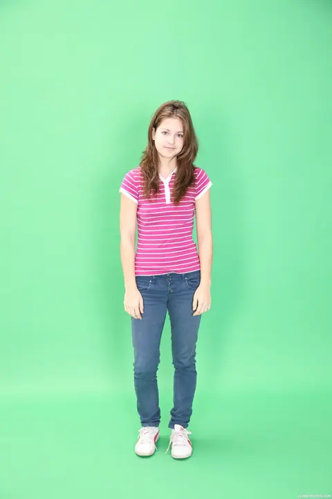 Suzie Diamond: Skinny European Brunette Strips Out of Her Jeans – photo 8 of 20