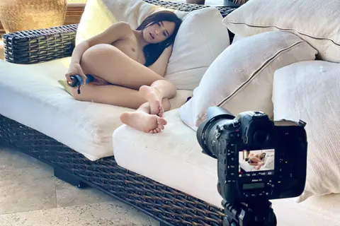 Dakota Tyler: Petite Babe Undresses and Masturbates with a Dildo – photo 20 of 20