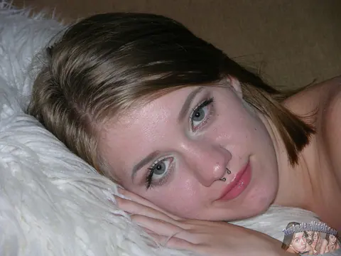 Dakota Burns: Skinny Amateur Brunette Undresses and Spreads in Her House – photo 7 of 16