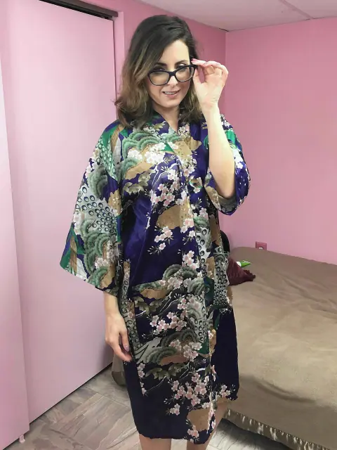 Helena Price: Hairy MILF in Glasses Masturbates with a Dildo – photo 1 of 20
