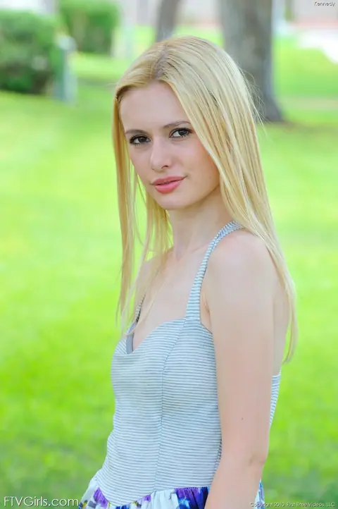 Kennedy Kressler: Slim Blonde Strips Out of Her Panties Outdoors – photo 2 of 16
