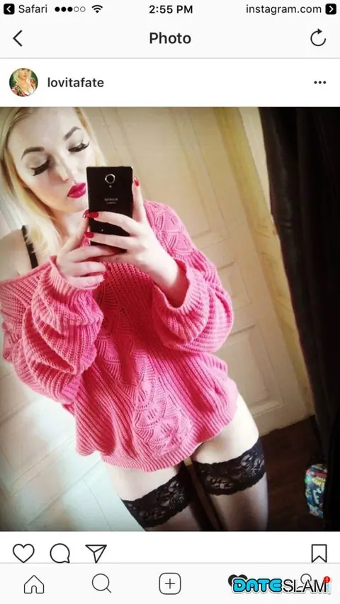 Lovita Fate: Czech Blonde in Lingerie and Glasses Poses for a Mirror Selfie – photo 11 of 12