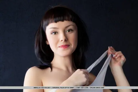 Mirelle A: European Brunette Spreads Her Shaved Pussy – photo 2 of 18
