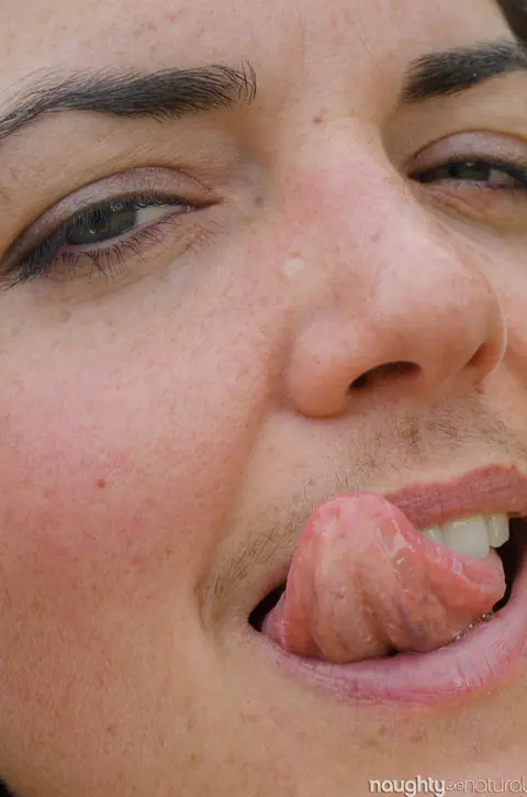 Katie Zucchini: Amateur Brunette Strips Outdoors and Spreads Her Hairy Pussy – photo 15 of 20