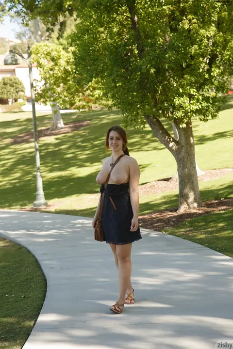 Lanie Morgan: Latina Babe Exposes Her Big Natural Tits Outdoors – photo 9 of 11