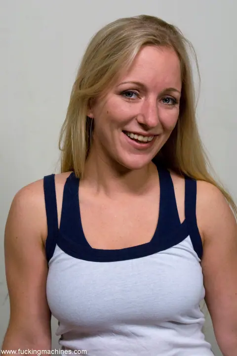Dia Zerva: Busty Blonde MILF Takes a Machine and Squirts in Bondage – photo 12 of 21