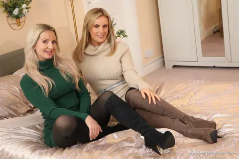 Amy Green: European MILFs in Lingerie and Stockings Have Lesbian Sex – photo 4 of 16