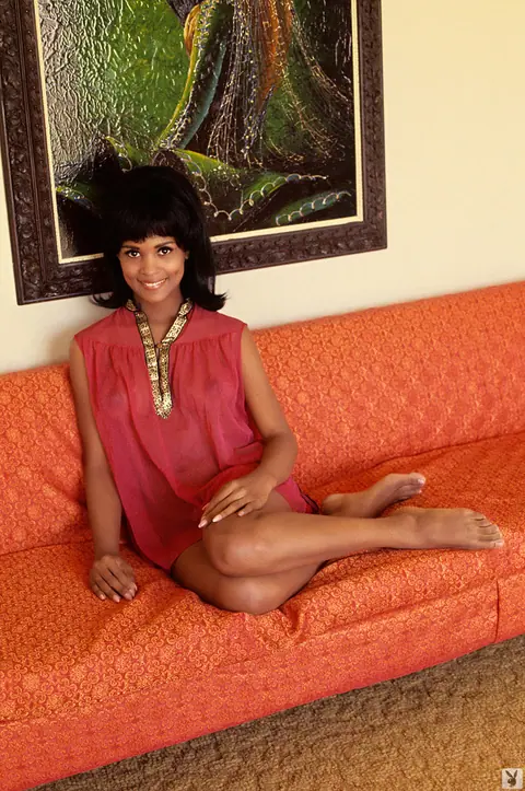 Jean Bell: Ebony MILF with Short Hair Flaunts Her Natural Tits – photo 2 of 16