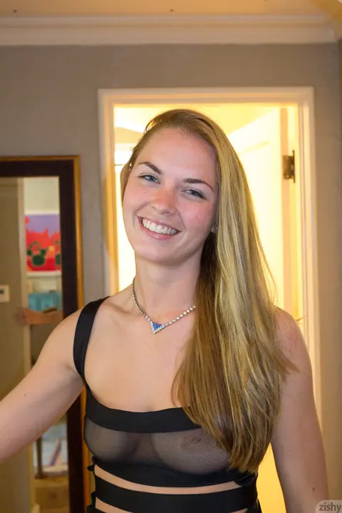 Bailey Rayne: Blonde PAWG in Lingerie Spreads Her Ass – photo 1 of 11