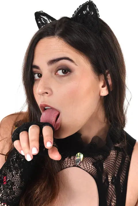Ariana Van X: Thick Latina in Lingerie Plays with a Dildo and Spreads – photo 2 of 15