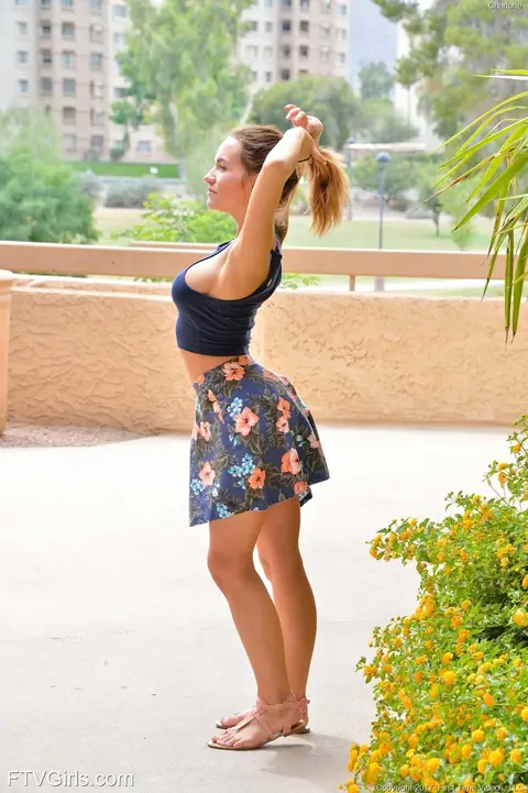 Brunette Babe Gives a Titjob and Fingers Herself Outdoors – photo 1 of 20