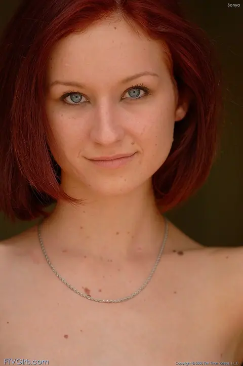 Kyra Steele: Redhead with Short Hair Sucks Cock and Fingers Her Pussy – photo 4 of 20