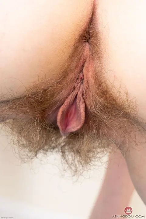 Mercy West: Petite Short-Haired Blonde Spreads Her Hairy Pussy and Big Ass – photo 17 of 20
